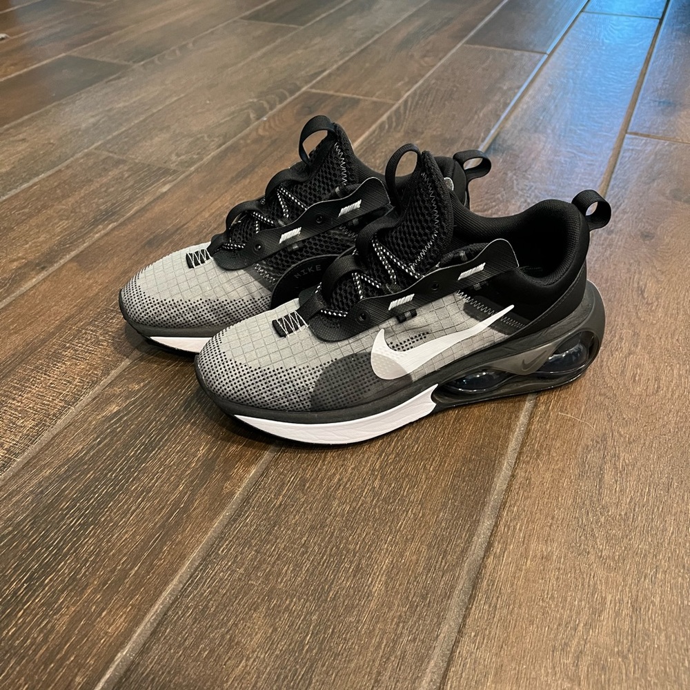 Nike AirMax 2021